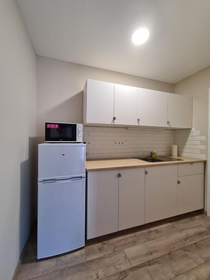 Oet Fenyo Apartmanhaz Siofok Exterior photo